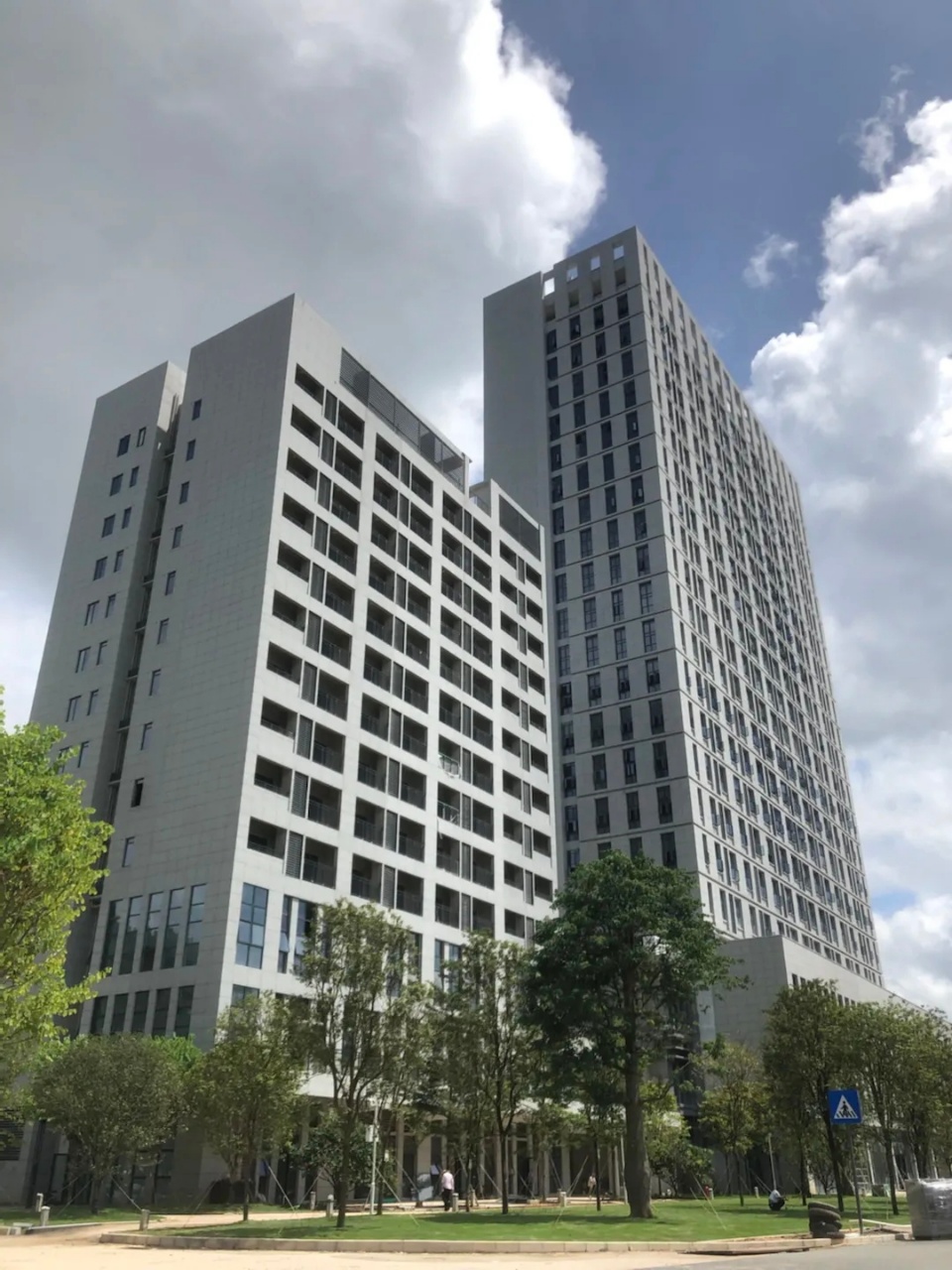 橫崗《園山家園》