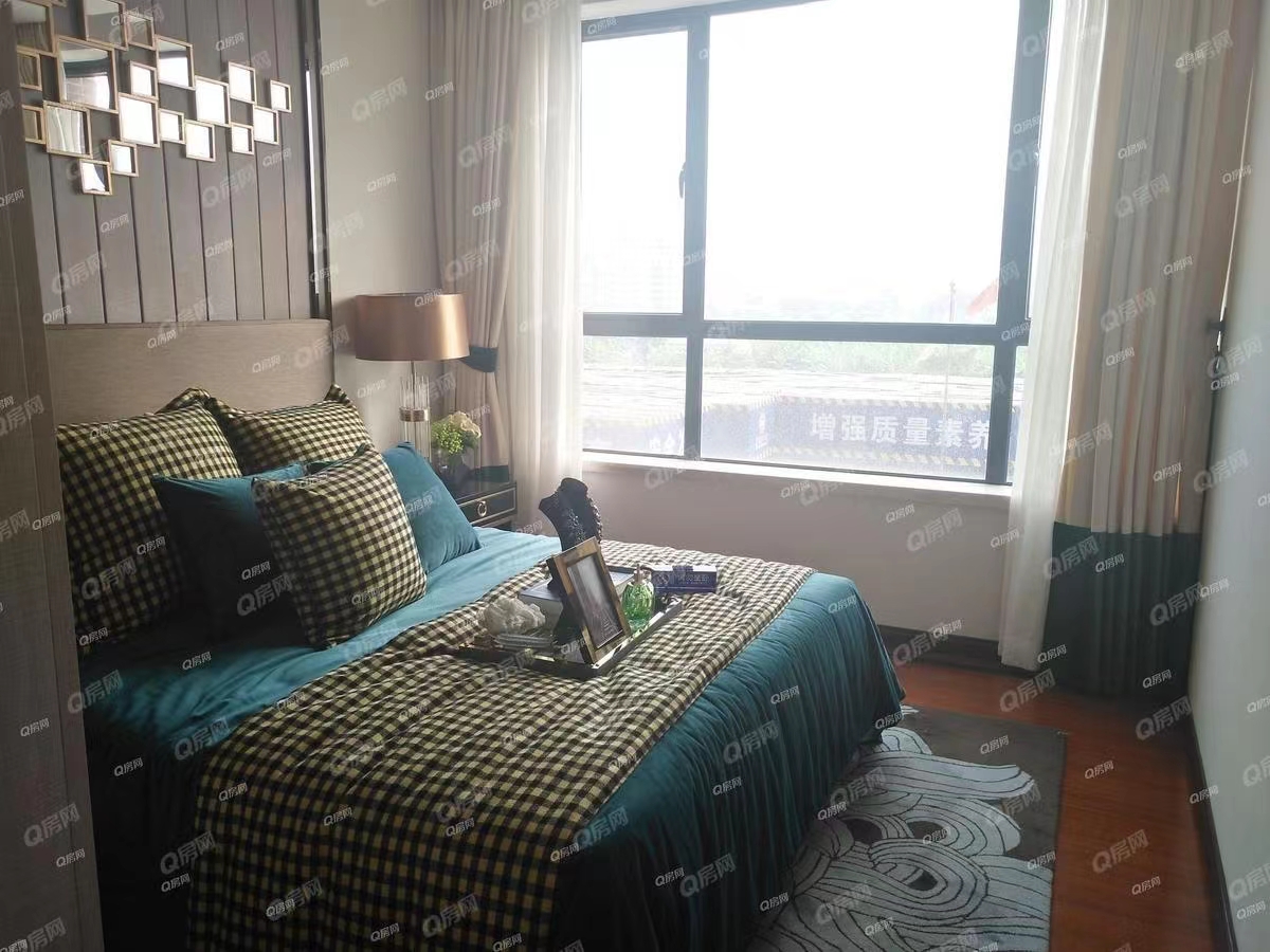 逸駿星園，星光明月花園均價16000元/平