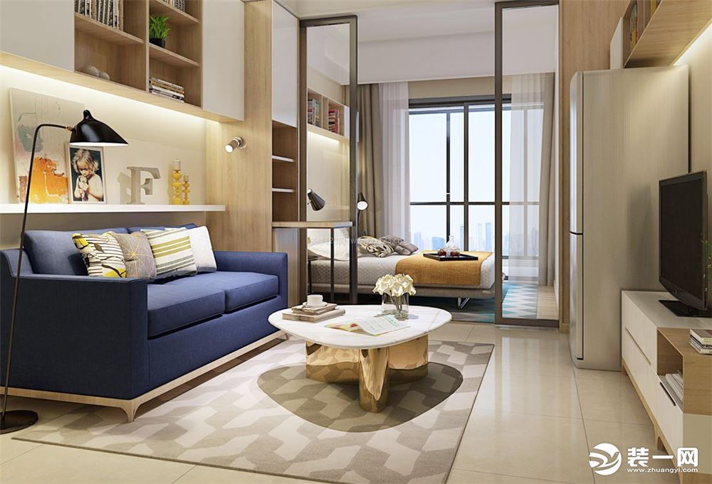 小區(qū)北側(cè)是四季青文化廣場(chǎng)