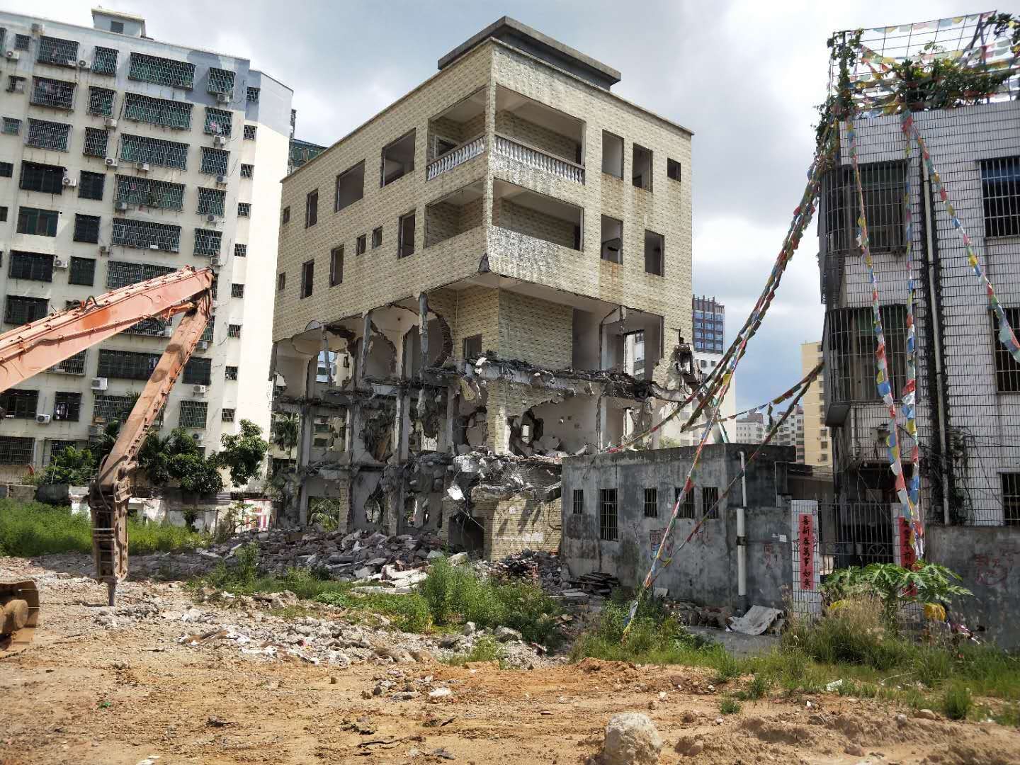 用海口最?；剡w房來形容