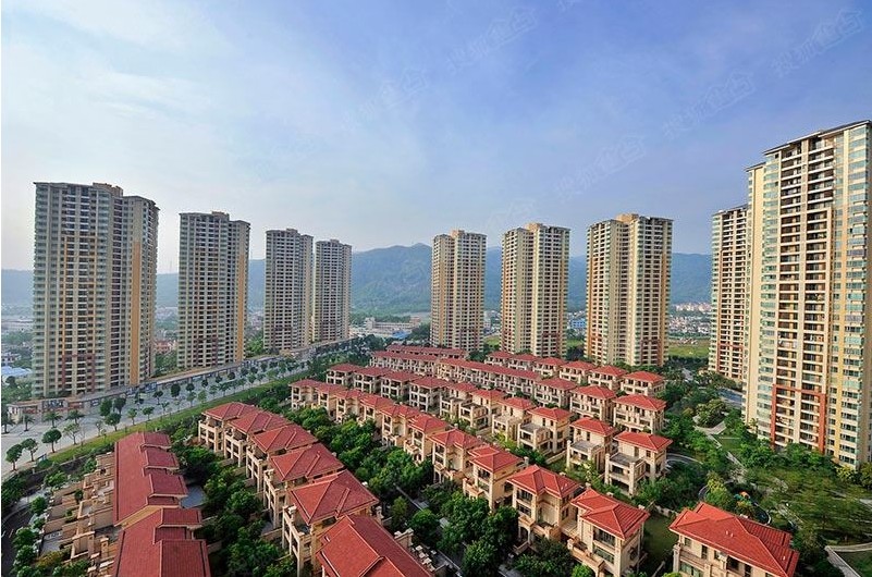 村子里的房子都是小產(chǎn)權房