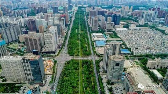 北山門口村內動員拆遷的條幅已經掛出