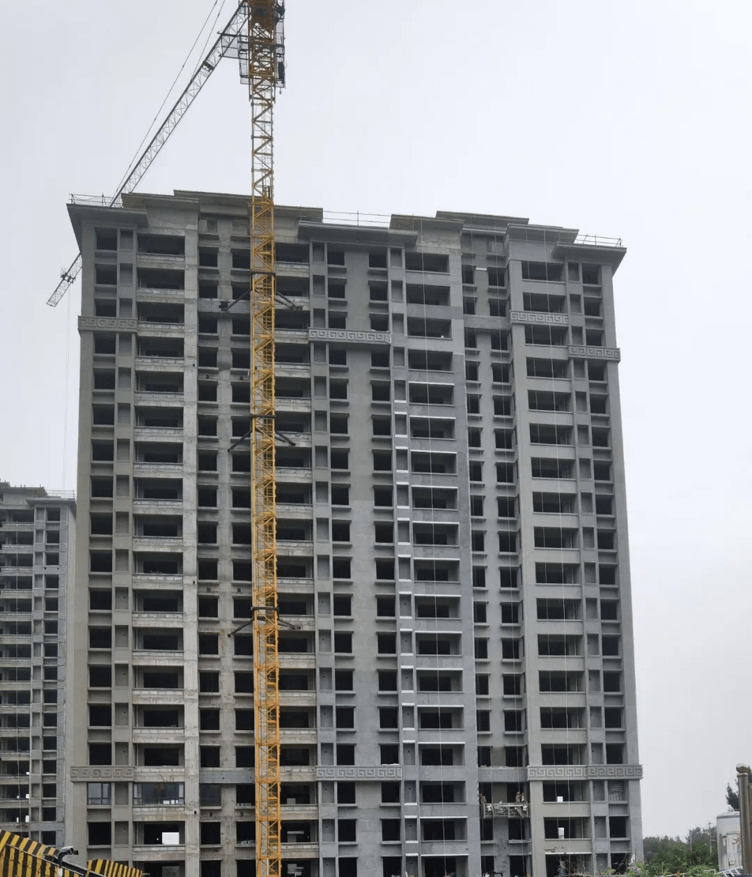 建設(shè)工程規(guī)劃許可證等相關(guān)手續(xù)