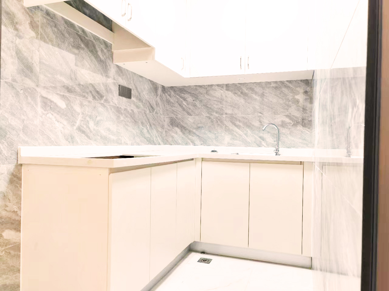 深圳龍崗小產權房|愛聯(lián)明庭