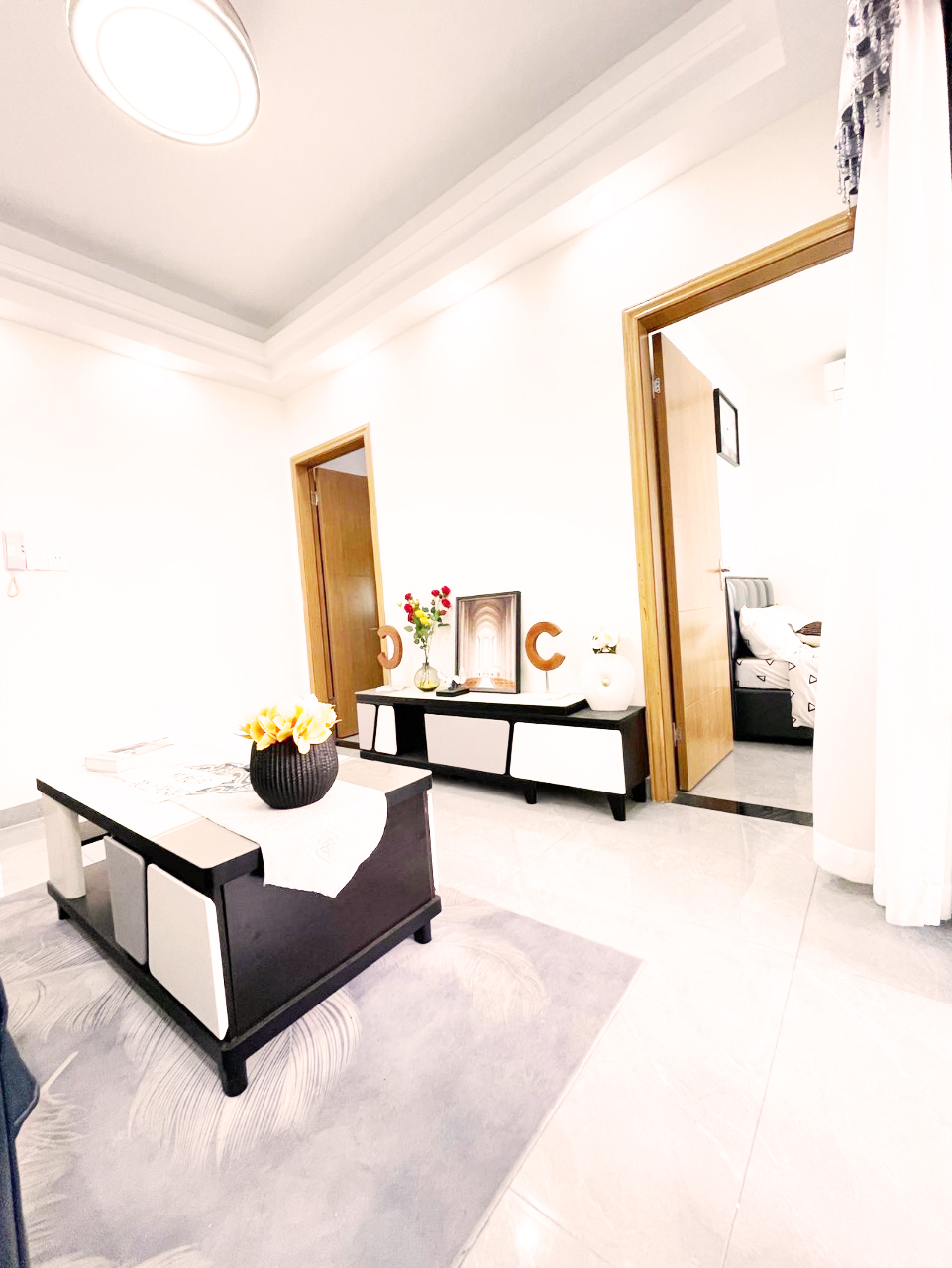 深圳石巖小產權房|云創大廈  68萬/套