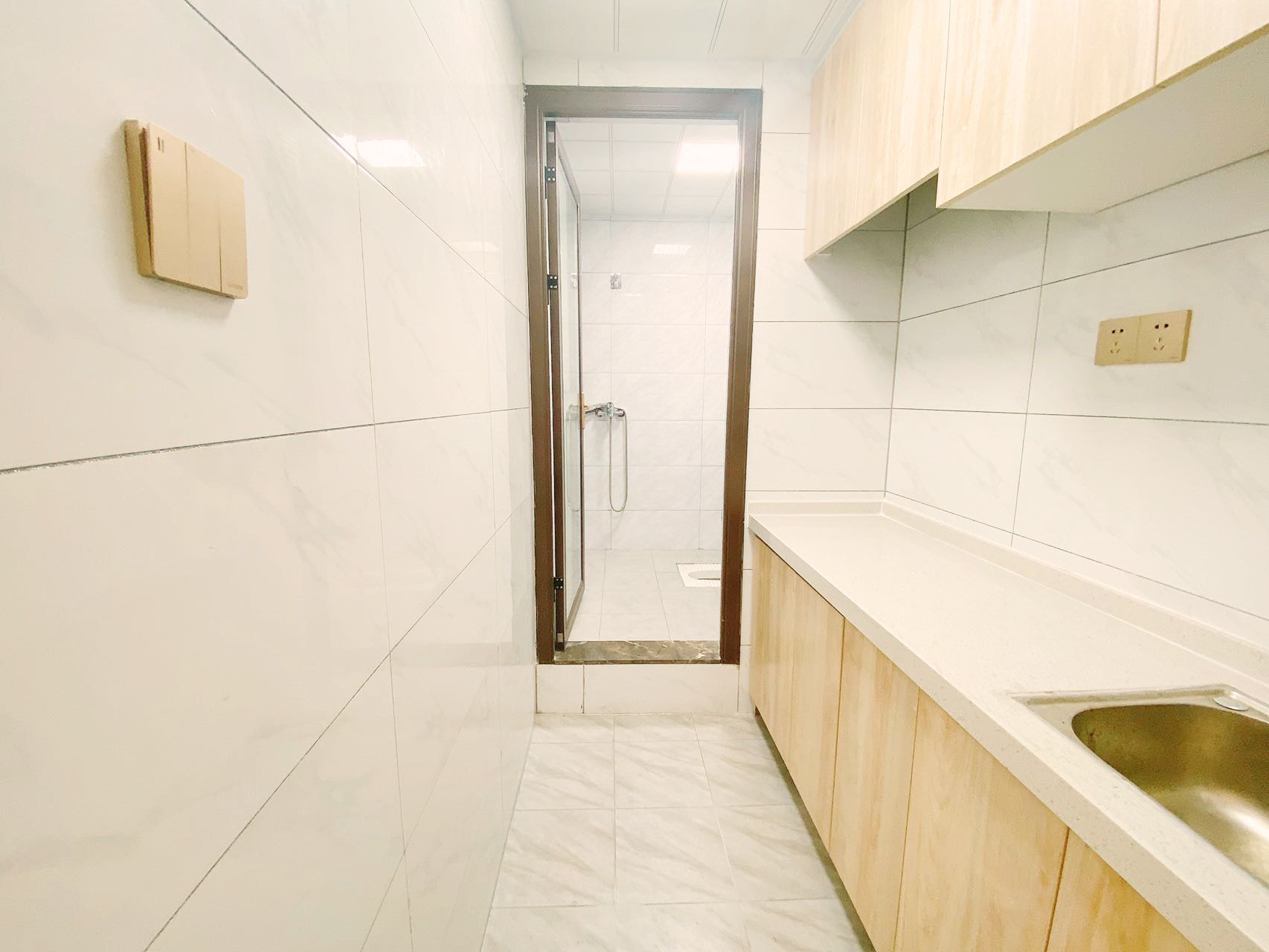 深圳石巖小產權房| 蔚藍花城 ，34.8萬/套