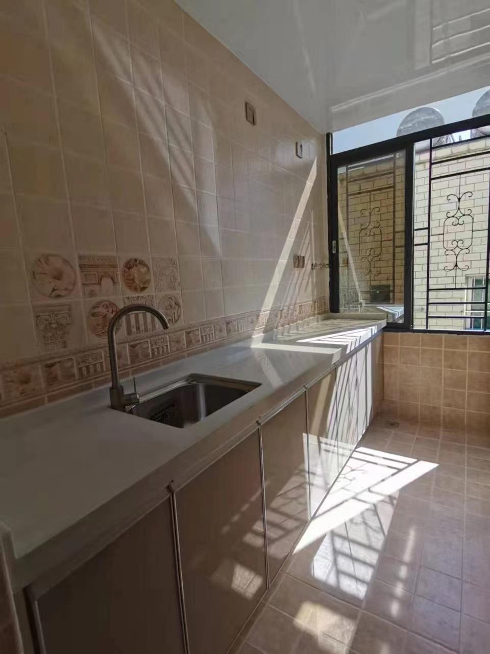 龍崗布吉翠峰學(xué)府